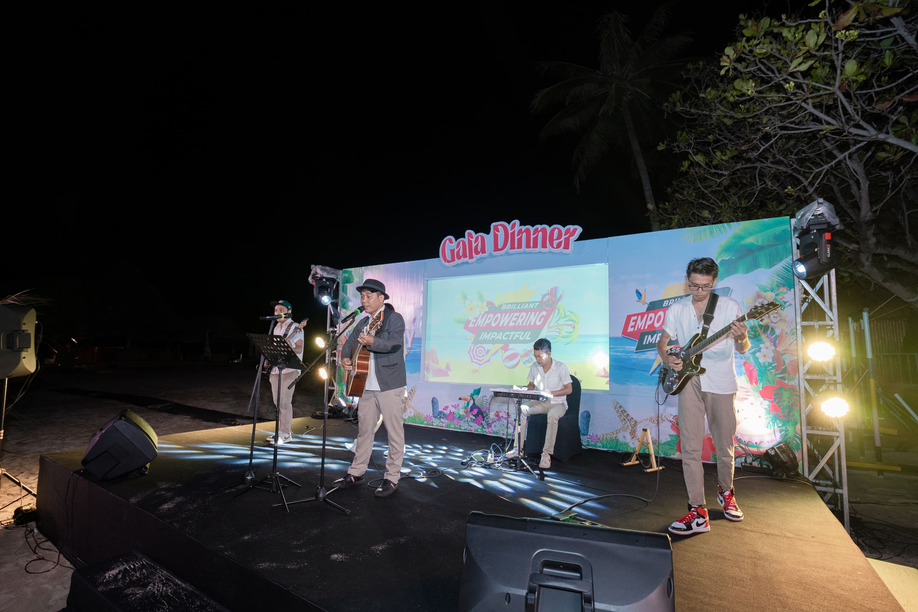Senggigi Sunset Soiree ~ Gala Dinner Dan Employee Gathering - galeri foto 6