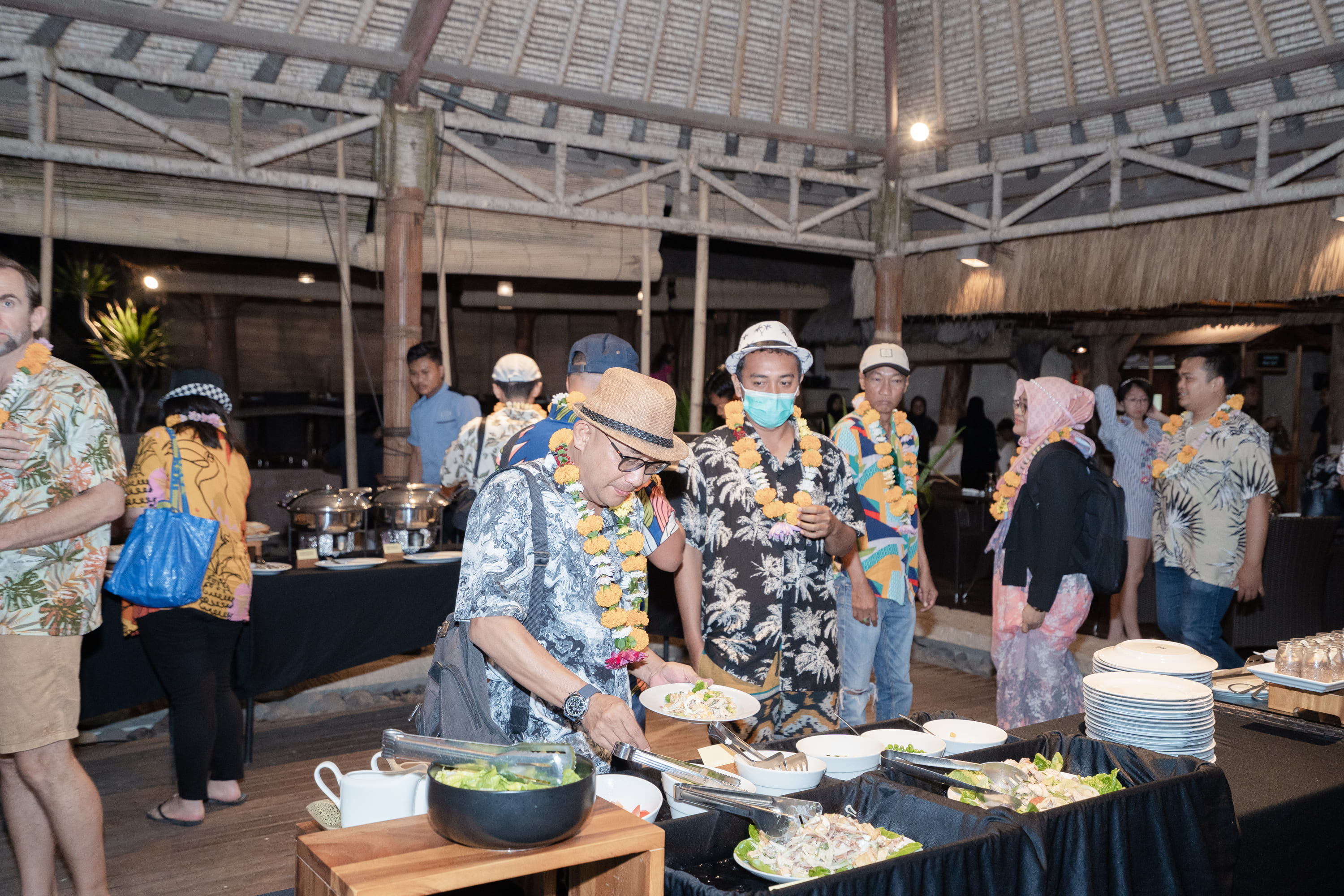 Senggigi Sunset Soiree ~ Gala Dinner Dan Employee Gathering - galeri foto 9